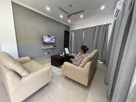 B Holiday Apartments
