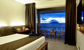 Coral Strand Smart Choice Hotel
