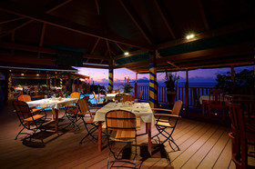Treasure Cove Hotel & Restaurant