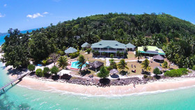 L'Habitation Cerf Island
