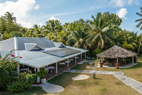L'Habitation Cerf Island