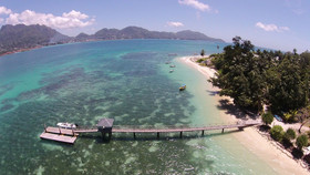 L'Habitation Cerf Island