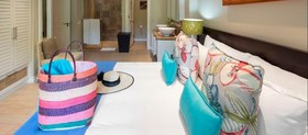 Eden Bleu Hotel