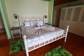 Palm Beach Hotel