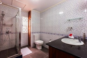 Praslin Holiday Home