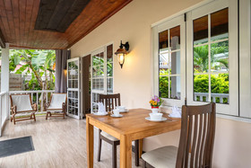 Felicie Cottage & Residence