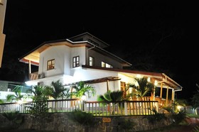 La Fontaine Holiday Apartment