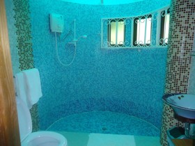 Lemongrass Lodge