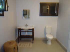Lemongrass Lodge