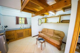 Lemongrass Lodge