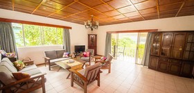 Lemongrass Lodge
