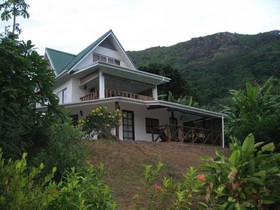 Lemongrass Lodge