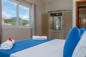 Shanaz Beachside Retreat