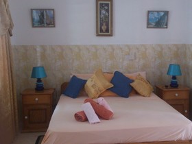 Chez May-Paule Guesthouse