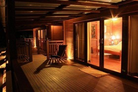 Lou Lou Bungalows