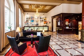 Elite Plaza Hotel