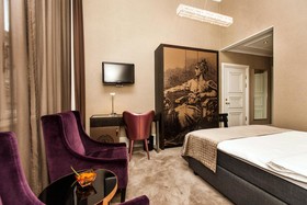 Elite Plaza Hotel