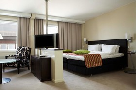 Elite Plaza Hotel