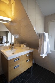 Elisero Hotell