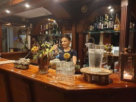 Elisero Hotell