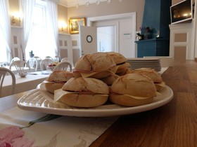 Hamnhotellet Kronan