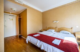 Christos Hotel