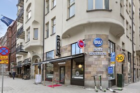 Best Western Hotel at 108