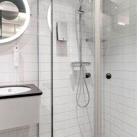 Best Western Hotel at 108