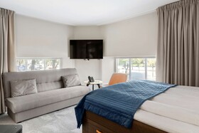 Best Western Hotel at 108