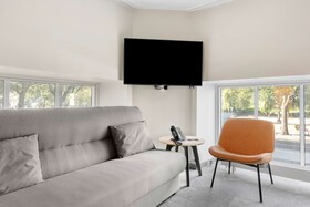 Best Western Hotel at 108