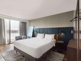 Radisson Blu Waterfront