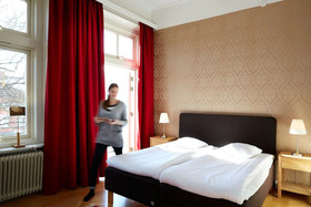 First Hotel City