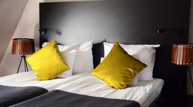 Home Hotel Plaza