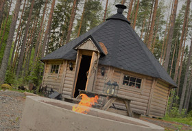 Algparkens Stugby