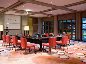 Sofitel Singapore Sentosa Resort & Spa
