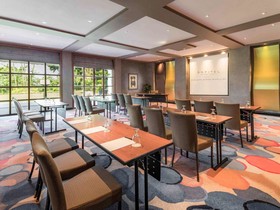Sofitel Singapore Sentosa Resort & Spa