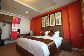 Five/6 Hotel Splendour