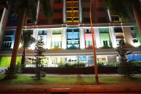 Five/6 Hotel Splendour