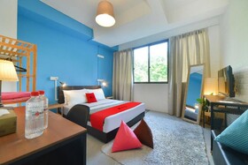 Five Stones Hostel by RedDoorz