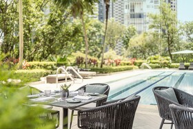Four Seasons Hotel Singapore