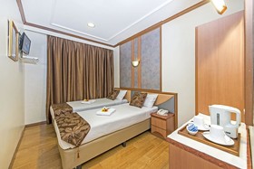 Hotel 81 Premier Princess