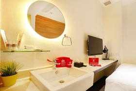 Hotel NuVe by ZEN Rooms