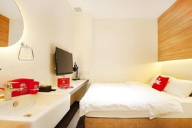 Hotel NuVe by ZEN Rooms