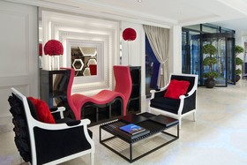 QT Singapore