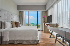 Pan Pacific Serviced Suites Beach Road