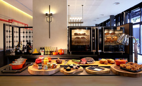 Momentus Hotel Alexandra