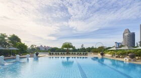 Parkroyal on Beach Road