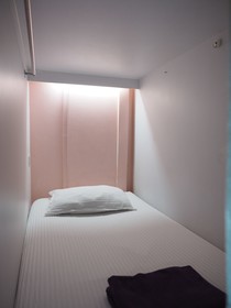 Pillow Talk Hostel