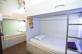 Pillow Talk Hostel