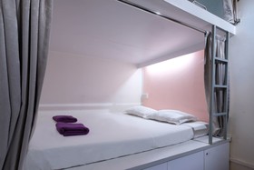 Pillow Talk Hostel